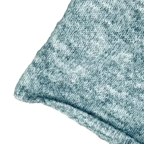 Coco Y Club Women's Light Blue Knit Pullover Sweater Size S V-Neck - Picture 2 of 5